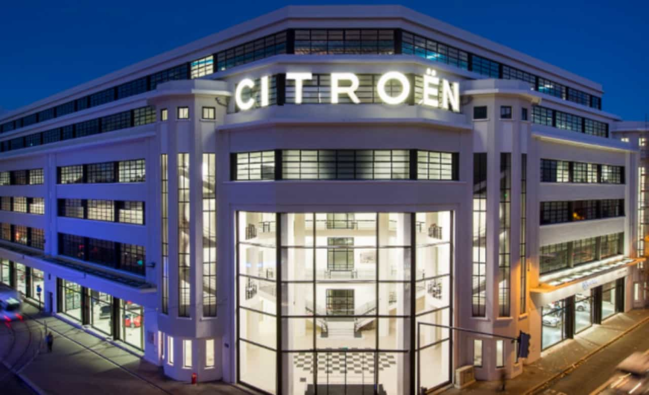 Le garage Citroën rénové par 6ème Sens Immobilier